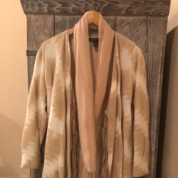 Light fringed jacket - Picture 1 of 3